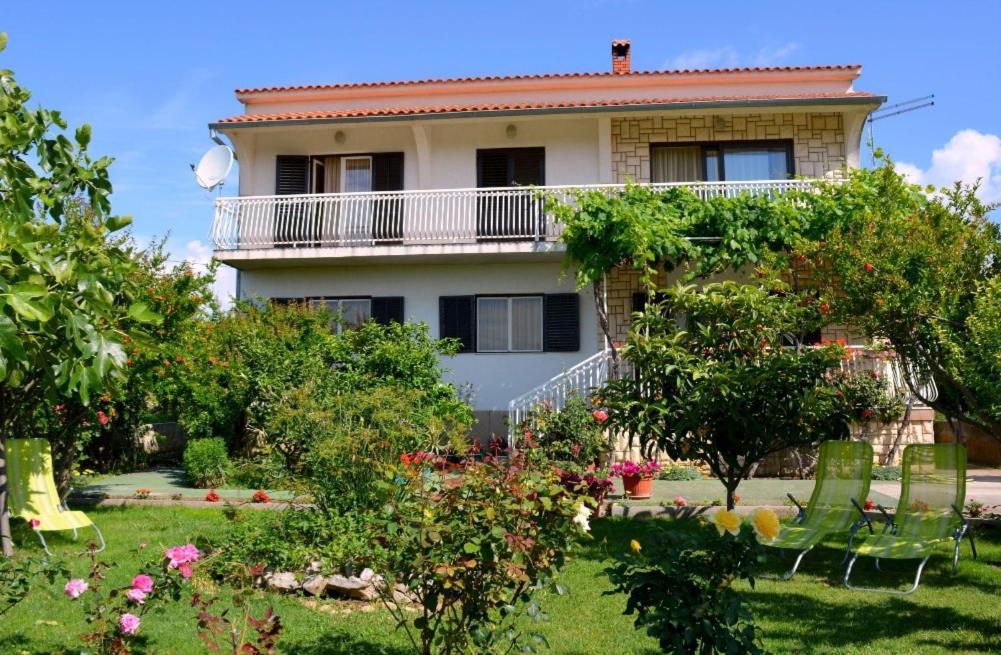 Apartment Jurat Vodice Exterior photo