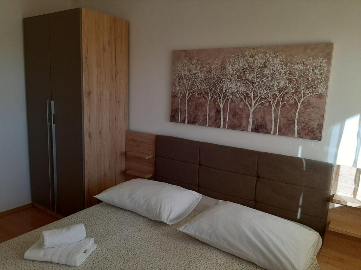 Apartment Jurat Vodice Exterior photo